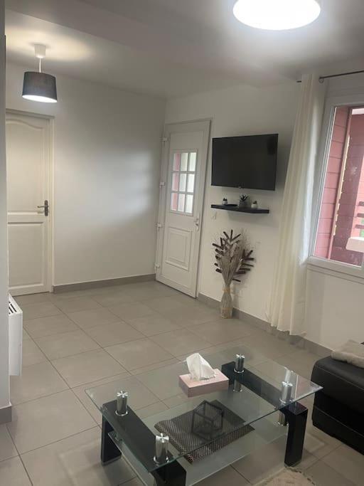 L6/Villiers-Le-Bel Proche Roissy Apartment Exterior photo